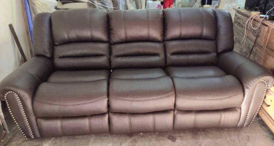 45 - https://pps-sofa.com | พัชร์ไพศาลซ่อมโซฟา บริการซ่อมและสั่งทำโซฟาทุกชนิดครบวงจร เปลี่ยนหนังแท้ ผ้าคุณภาพ ชุบชีวิตโซฟาตัวโปรดของคุณให้กลับมาเหมือนใหม่อีกครั้ง ด้วยทีมช่างฝีมือดี